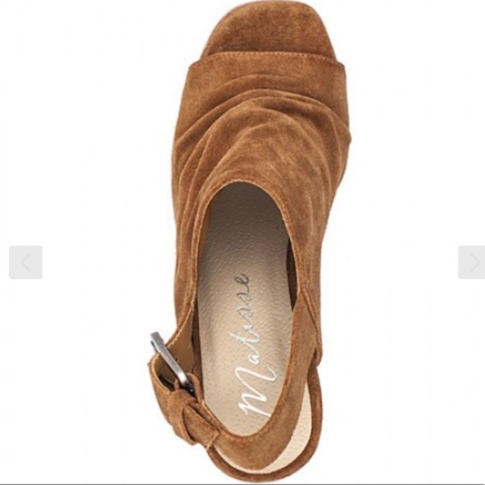 💕SALE💕Matisse Taupe Suede Kellen Slingback Pumps - Picture 3 of 8
